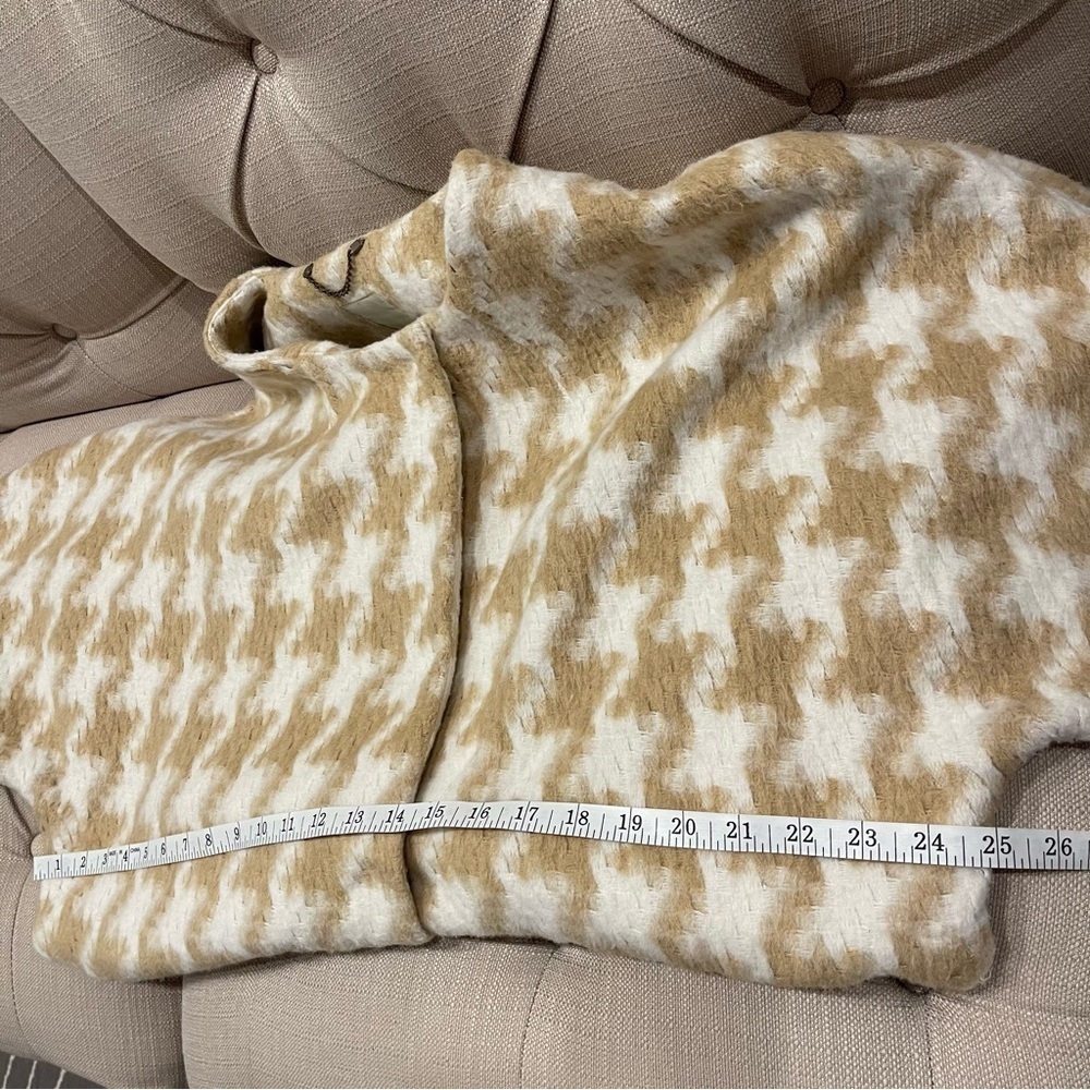 Anthropologie Elevenses Houndstooth Wrap Coat, Size M/L, Cape style No Belt - Picture 5 of 11
